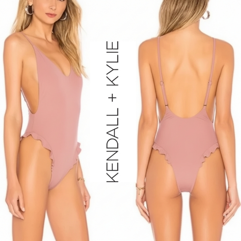 NWT XS Kendall & Kylie Mauve Pink One-Piece Ruffle Swimsuit (Retails $120 USD)